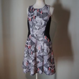 Geometric Fit & Flare Dress Large Black White